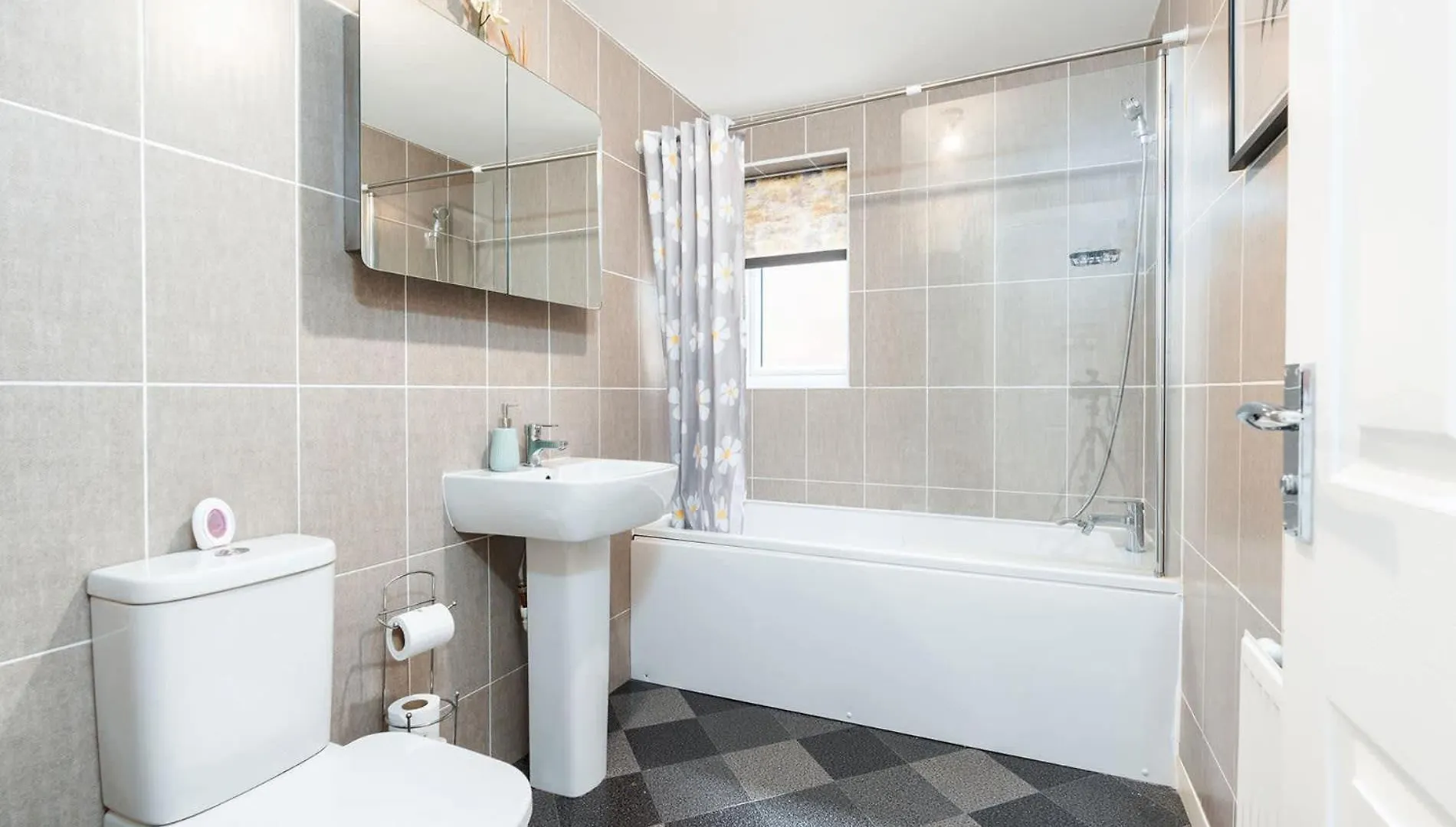 Modern House With Parking And Garden Apartman Doncaster